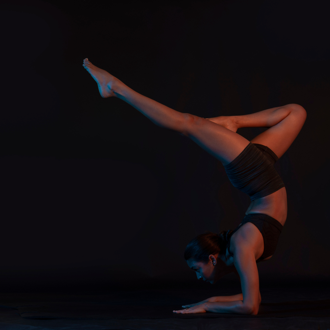 El reto de cabeza (empieza inversiones en Yoga)